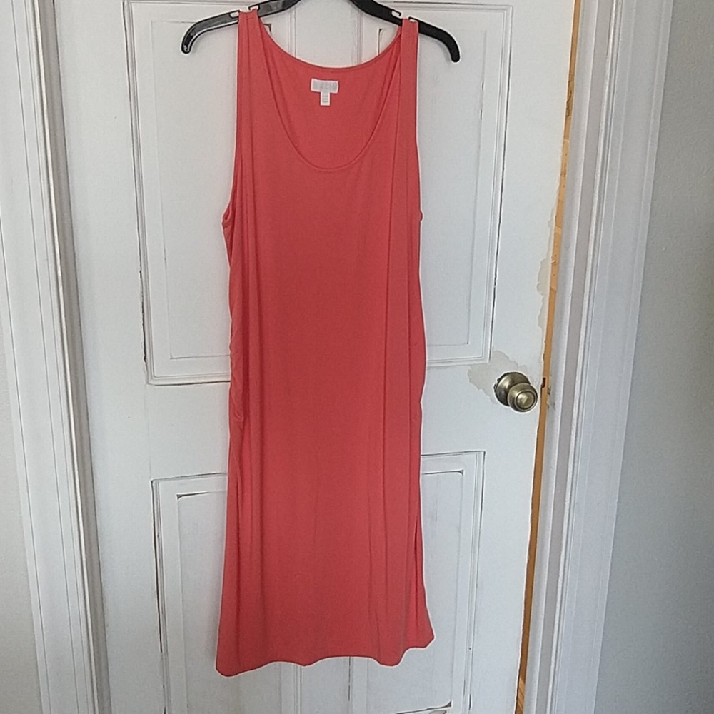 Aglow maternity dress